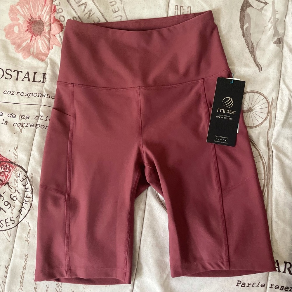 Brisk High Waisted Pocket Biker Short